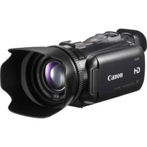 Основное фото Видеокамера Canon XA10 