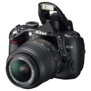 Основное фото Фотоаппарат Nikon D5000 Kit 