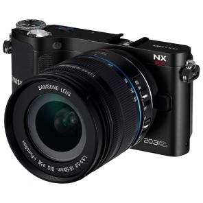 Основное фото Фотоаппарат Samsung NX200 Kit 